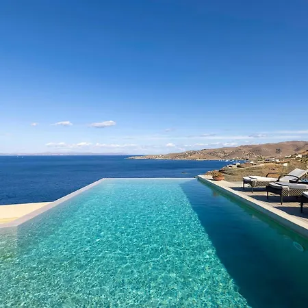 Selene Villa *