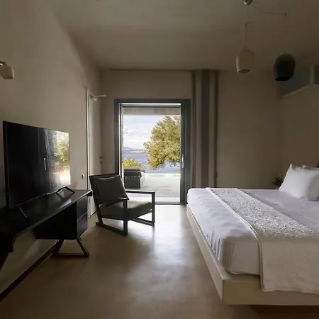 Selene Villa