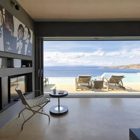 Selene Villa
